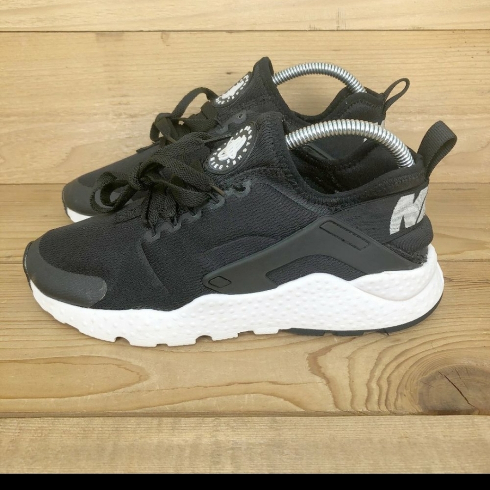 RARE Nike Air Huarache Run Ultra